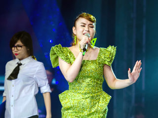 Thanh Huyền lại tỏa sáng ở đêm thi nhạc Dance
