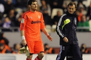 Casillas một mực đòi đầu quân cho Arsenal!