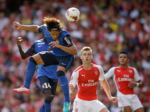 Thua đau, Arsenal đánh rơi cúp Emirates