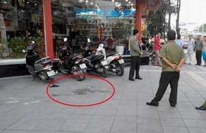 Xác định kẻ dùng dao giết người trên phố Hà Nội
