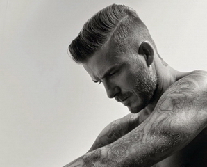  David Beckham cởi trần khoe hình xăm