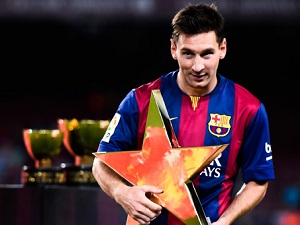 Leo Messi sẽ được vinh danh ở trận Siêu kinh điển?