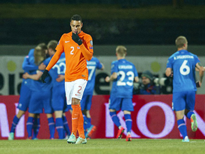 Vòng loại EURO 2016: Hà Lan thua sốc, Italia nối dài mạch thắng