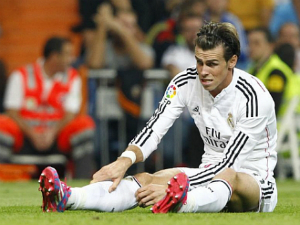 Real Madrid gặp hạn trước Siêu kinh điển
