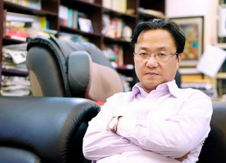 Nhà thơ Hồng Thanh Quang làm Tổng biên tập Báo Đại đoàn kết