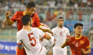Tuyển Việt Nam dễ dàng 'đè bẹp' U23 Bahrain