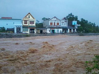Bộ trưởng Trịnh Đình Dũng: Có hồ đang xây đã vỡ