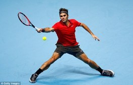 ATP Finals: Federer và Nishikori khởi màn thắng lợi
