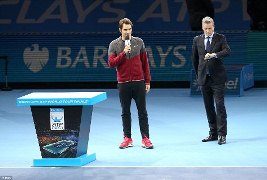 Chung kết ATP Finals:: Federer bỏ cuộc, dâng ngôi vô địch cho Djokovic!
