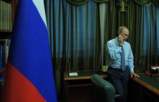 Ông Putin gọi điện dọa Tổng thống Ukraine?