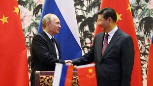 Trung Quốc ra tay cứu Nga, phương Tây tức tối