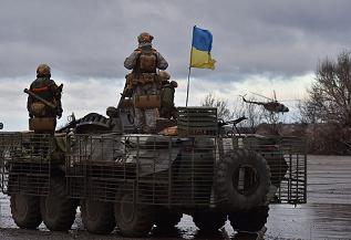 Máu lại đổ ở miền đông Ukraine