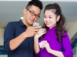 VinaPhone mở hàng khuyến mại nạp thẻ năm 2015