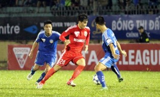 Vòng 4 V-League: Công Vinh về xứ Nghệ!