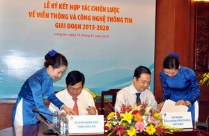 Long An, Quảng Ngãi ký kết hợp tác với VNPT