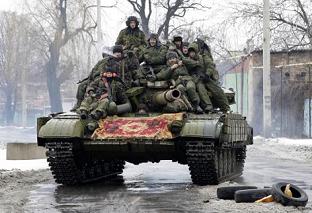 Tổng thống Ukraine lớn tiếng đe Nga và quân ly khai