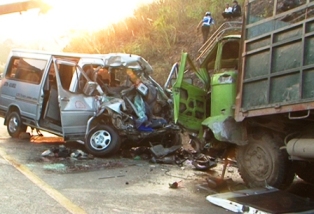 Vụ tai nạn thảm khốc khiến 14 người thương vong: Khi nào sẽ khởi tố?