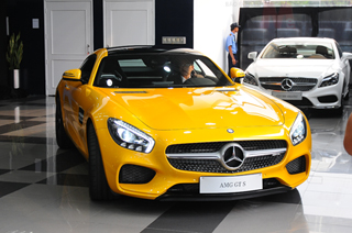 Hai siêu phẩm Mercedes giá gần 10 tỷ về Việt Nam