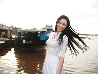  Lệ Quyên đại diện Việt Nam thi Hoa hậu Siêu quốc gia 2015