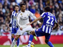 Benzema lập công giúp Real đánh bại Deportivo