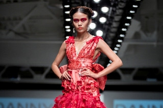 Mâu Thủy, Quỳnh Châu tỏa sáng tại New York Fashion Week