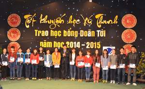 Học bổng VNPT - Món quà Tết ý nghĩa cho học sinh nghèo xứ Thanh