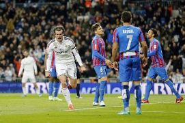 Bale lập cú đúp giúp Real đánh bại Levante