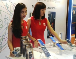 Việt Nam đã có loạt smartphone tích hợp 4G