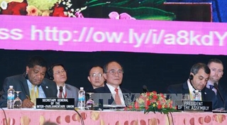 Ông Nguyễn Sinh Hùng làm chủ tịch Đại hội đồng IPU132