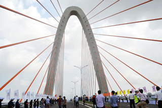 Khánh thành cầu vượt 3 tầng, biểu tượng của Đà Nẵng