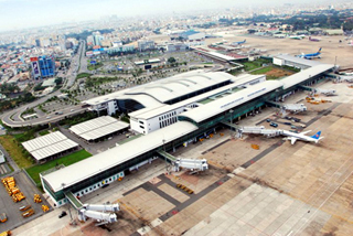 Thực hư số khách qua sân bay quốc tế Tân Sơn Nhất