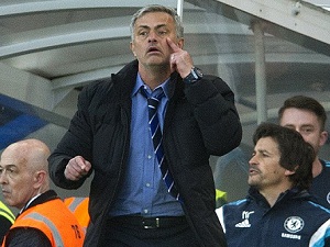 M.U đứt mạch thăng hoa: Khi Mourinho cao tay ấn!