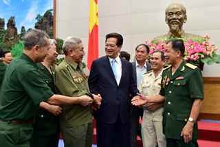 Thủ tướng gặp mặt đại diện Cựu chiến binh