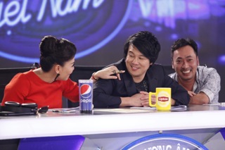 Thanh Bùi ghi điểm là giám khảo đắt giá nhất tại Vietnam Idol