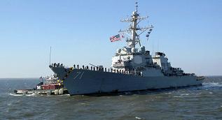 Tàu chiến Mỹ, Iran suýt đụng nhau tóe lửa