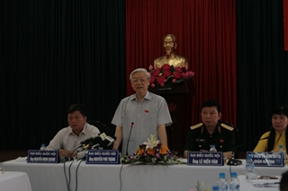 Tổng Bí thư Nguyễn Phú Trọng tiếp xúc cử tri quận Ba Đình