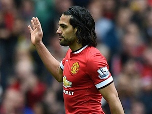 Falcao chia tay Man Utd ở trận hòa Arsenal