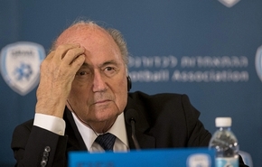 Ông Platini kêu gọi chủ tịch FIFA nên từ chức