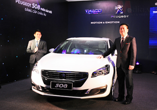 Peugeot 508 phiên bản 2015 giá 1,42 tỷ