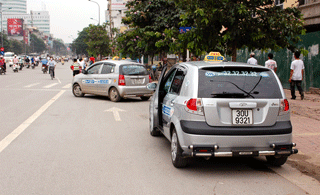 Đề xuất chưa phạt taxi không lắp thiết bị giám sát