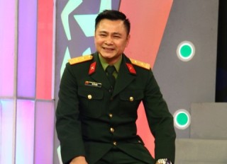 Tự Long, Trung Hiếu được phong danh hiệu NSND