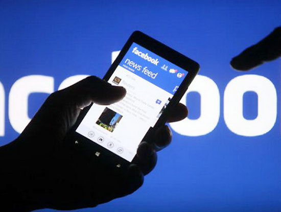 Facebook lên tiếng về nạn tin nhắn lừa đảo đang tấn công người Việt