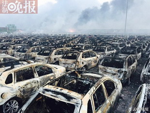  Hơn 1.000 ô tô mới ra tro sau vụ nổ ở Thiên Tân