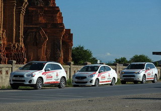 Xe Mitsubishi tiêu thụ 1,9 lít/100 km sắp xuyên Việt