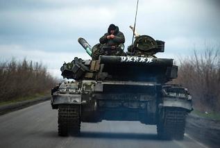 NATO sôi sục cảnh báo quân ly khai Ukraine