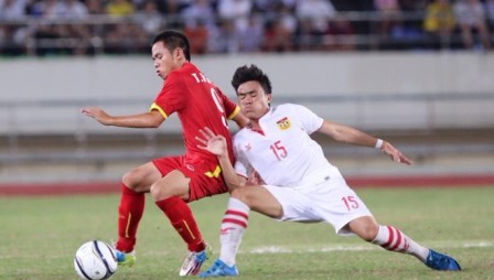 Đánh bại chủ nhà Lào, U19 Việt Nam vào chung kết
