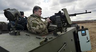 Tổng thống Poroshenko “sốc” trước sự phũ phàng của Mỹ