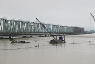 Xây cầu Yên Xuân mới nối 2 bờ sông Lam