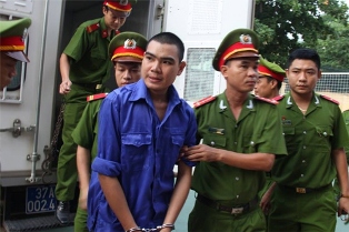 Hung thủ giết 4 người tại Nghệ An: &quot;Không có gì để nói!&quot;