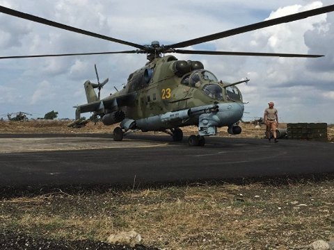 Hình ảnh trực thăng Mi-24 tại căn cứ không quân ở Syria
